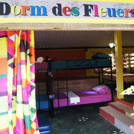Dorm Des Fleurs Hostel خاو لاك المظهر الخارجي الصورة